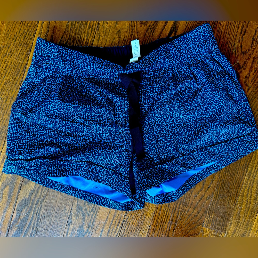 Lululemon tie shorts